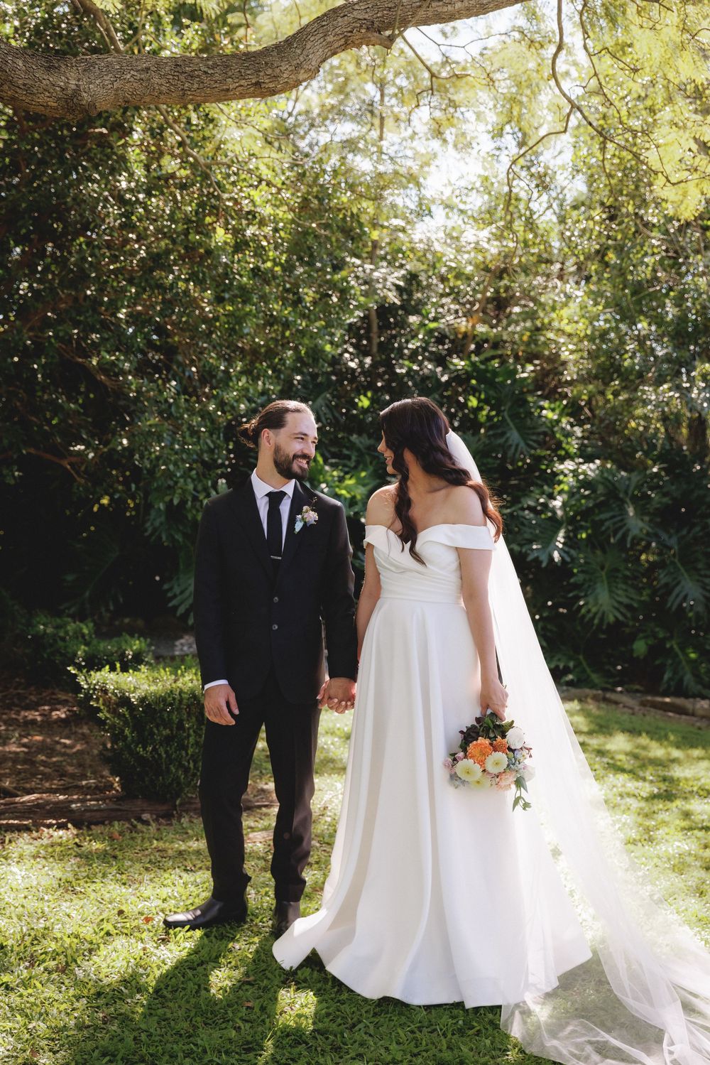 gold coast scenic rim brisbane wedding photographer Albert River Wines