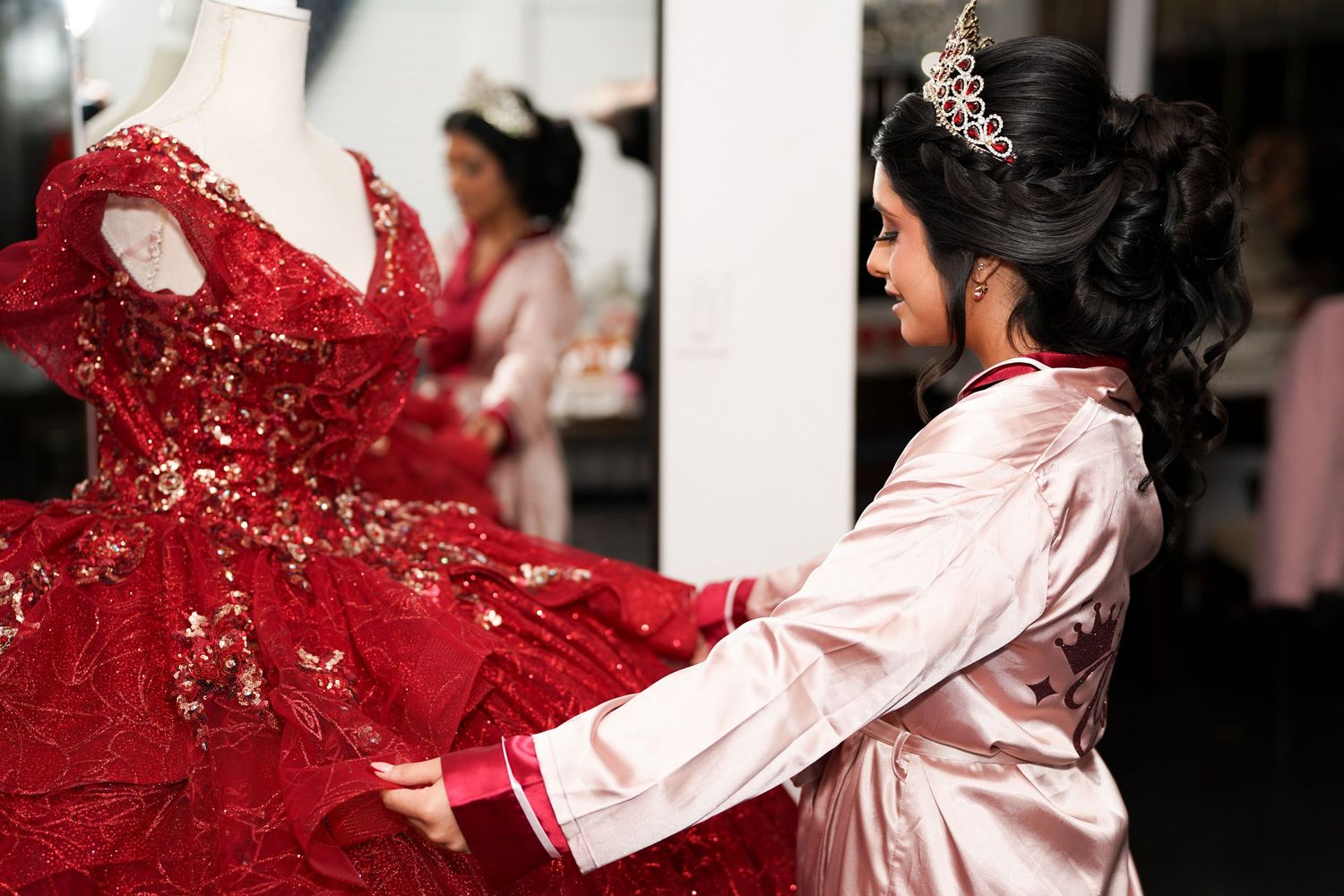 Quinceanera Photo Checklist quince photography DFW best quince photographers fotolilly photography quince dress quince decor quince venue