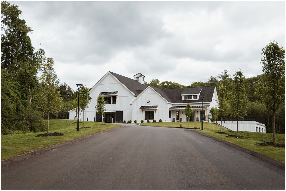 New Hampshire wedding venue Hyla Brook Estate