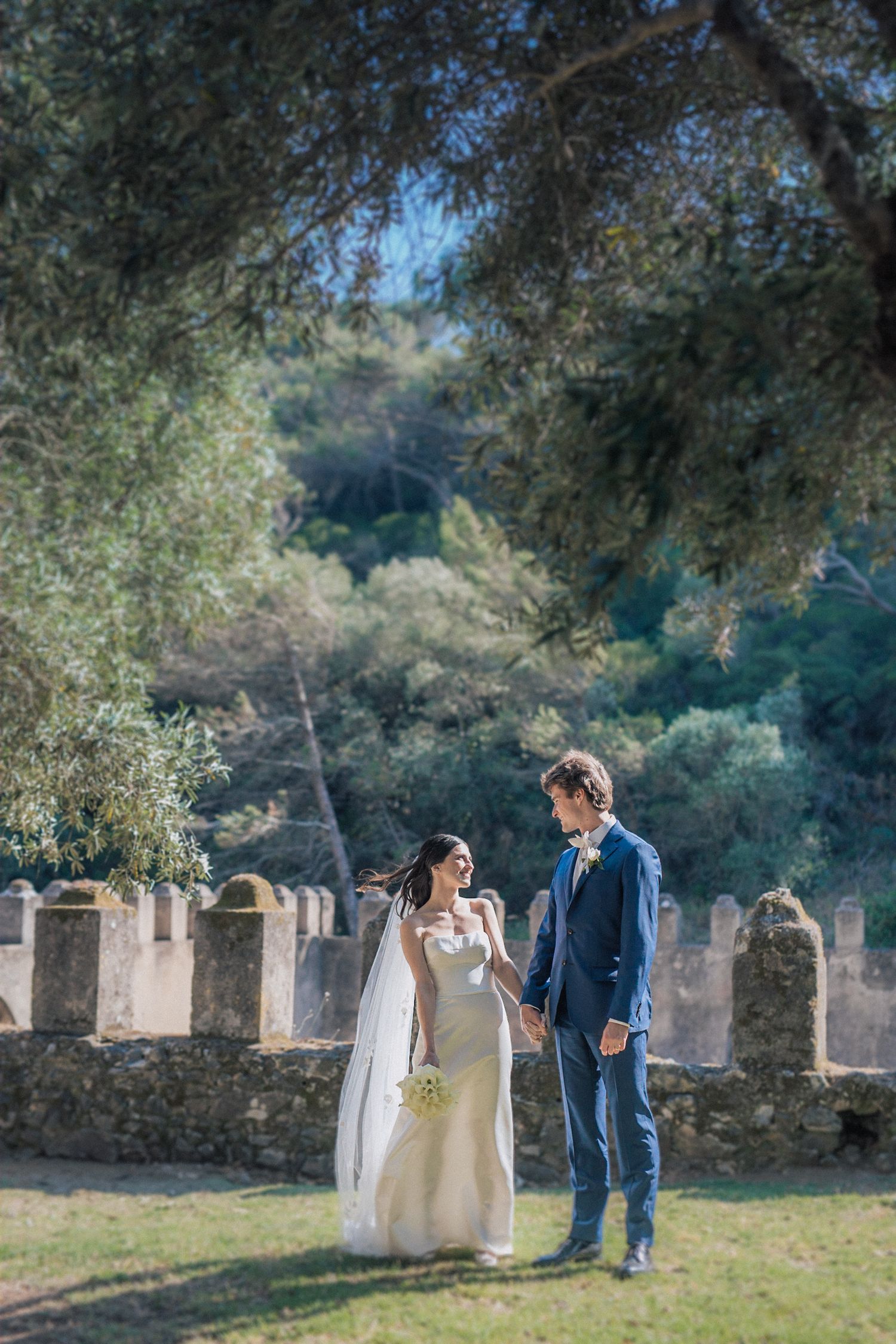 Romantic French destination wedding in Portugal — captured with cinematic flair at Penha Longa Hotel. By Regina Wedding Photographer Lisbon