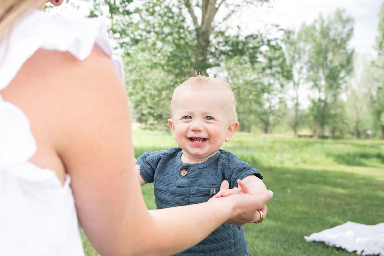 Cute Vail Family Photos