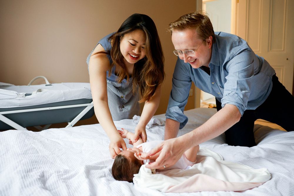 newborn session in small flat