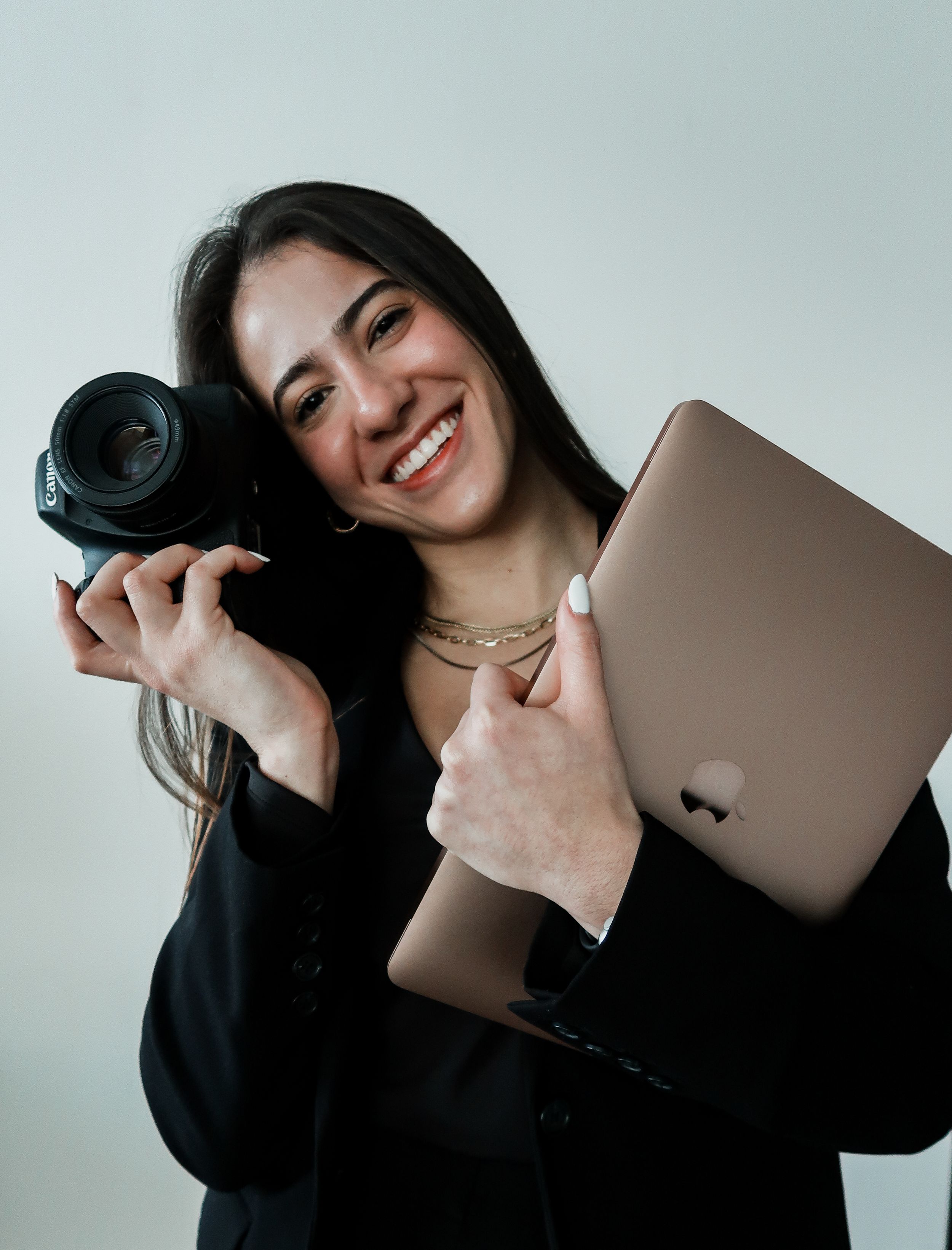 Fargo-moorhead photographer, couples photographer, engagement photographer, senior photographer, wedding photographer