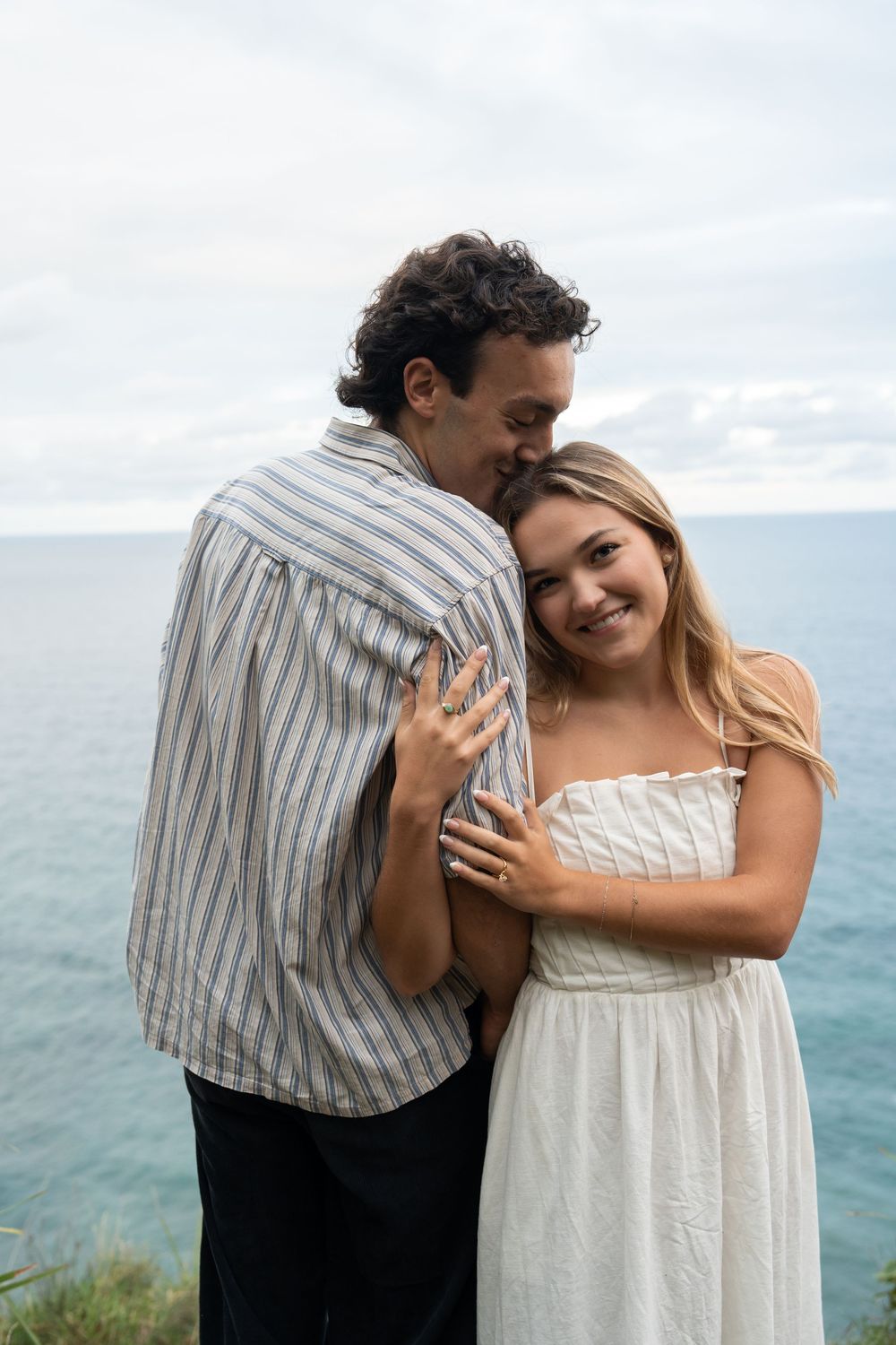 engagement photographer Wollongong capturing a proposal