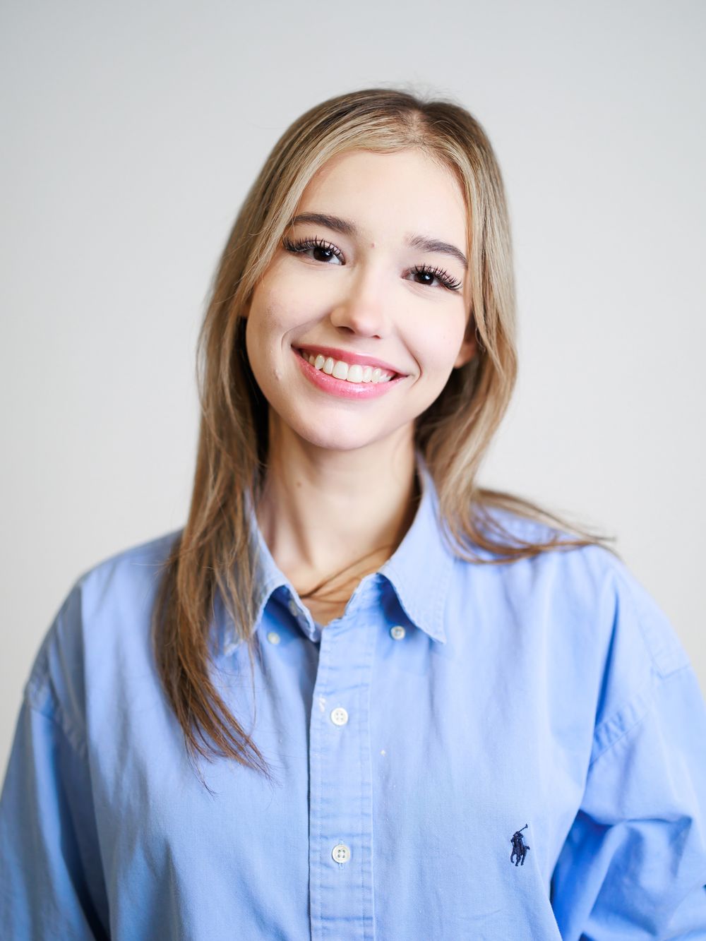 A headshot portrait of a woman. Toronto branding photography.