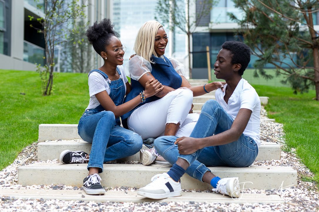 Outdoor family photoshoot, captured by Funmi Akingbe for Pataki Photos