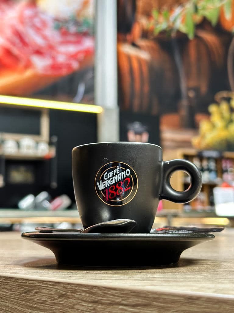 Difonzo Eat & Market
Krendelstr. 26
Isernhagen / Altwarmbüchen
Feinkostmarkt
Espresso
Kaffee
Feinkostmarkt
Cappuccino