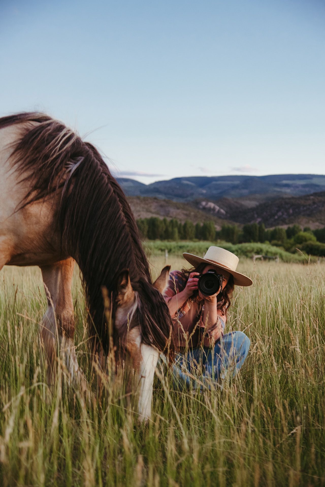 Bianca McCarty, the photographer specializing in horses photography in Colorado