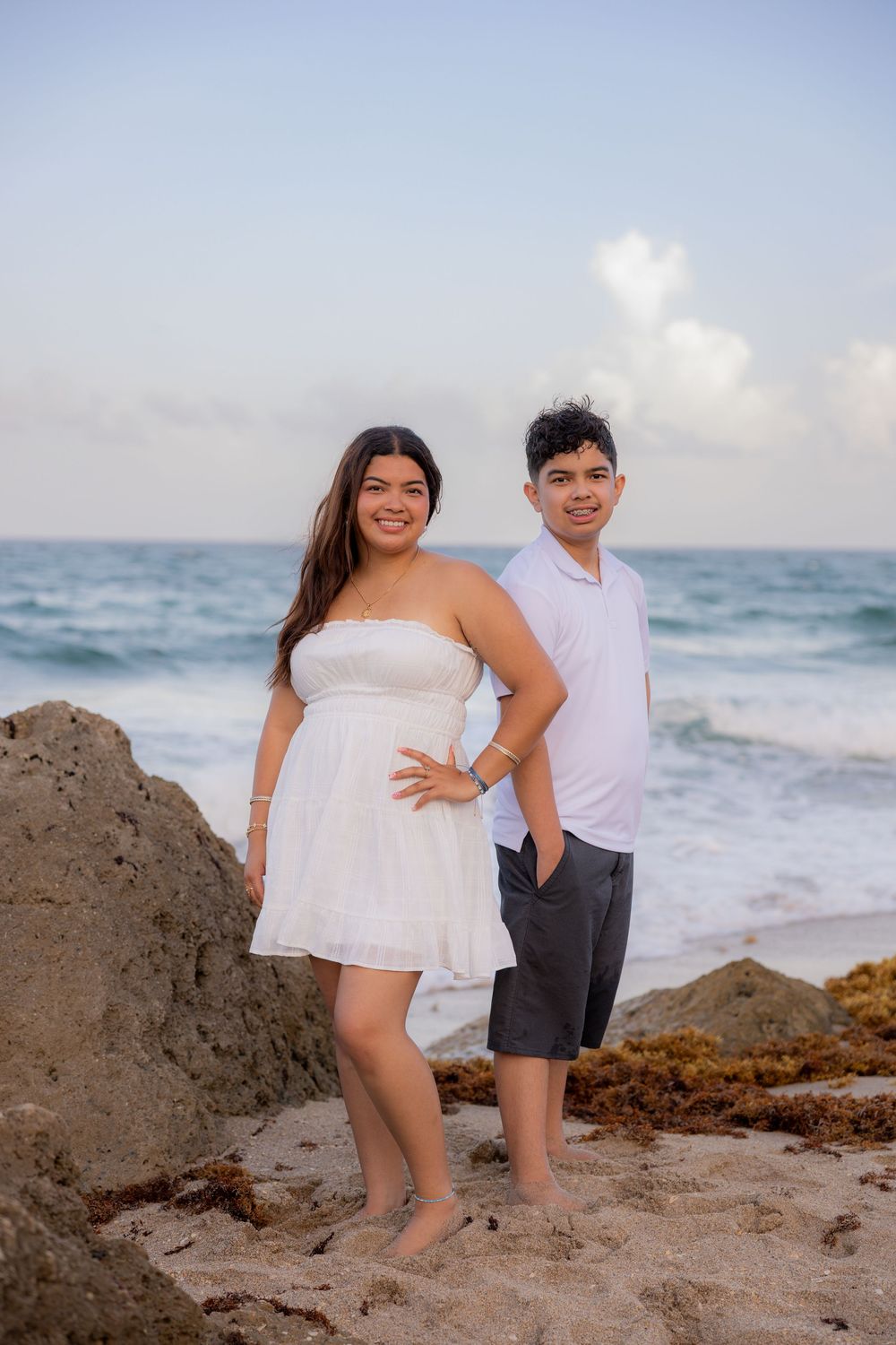 ort Lauderdale lifestyle family photographer capturing multigenerational portraits for families visiting South Florida