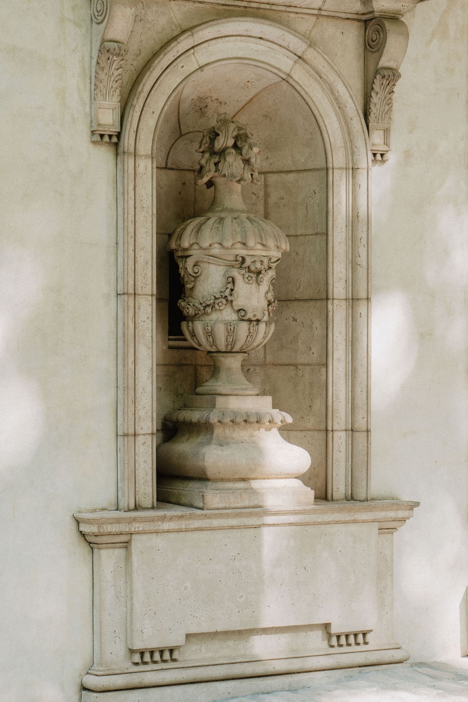 An architectural feature with intricate design and detailed craftsmanship, showcasing a blend of elegance and style.