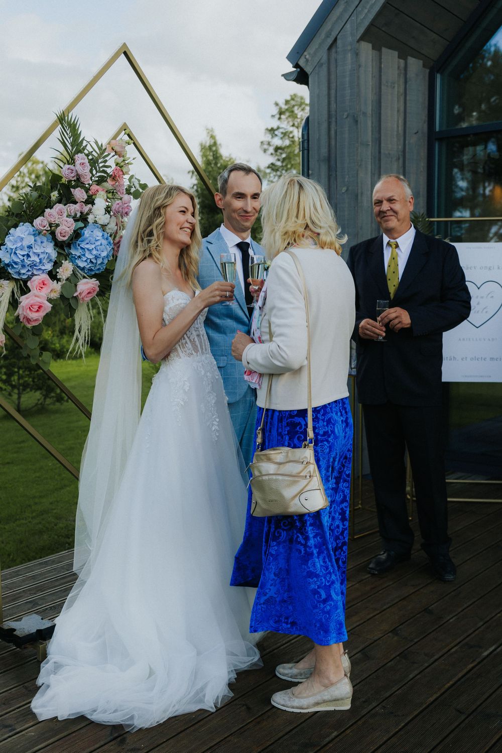 pulmafotograaf, pulmafotograaf tallinnas, fotograaf tallinnas, pildistamine Tartus, eesti fotograafid