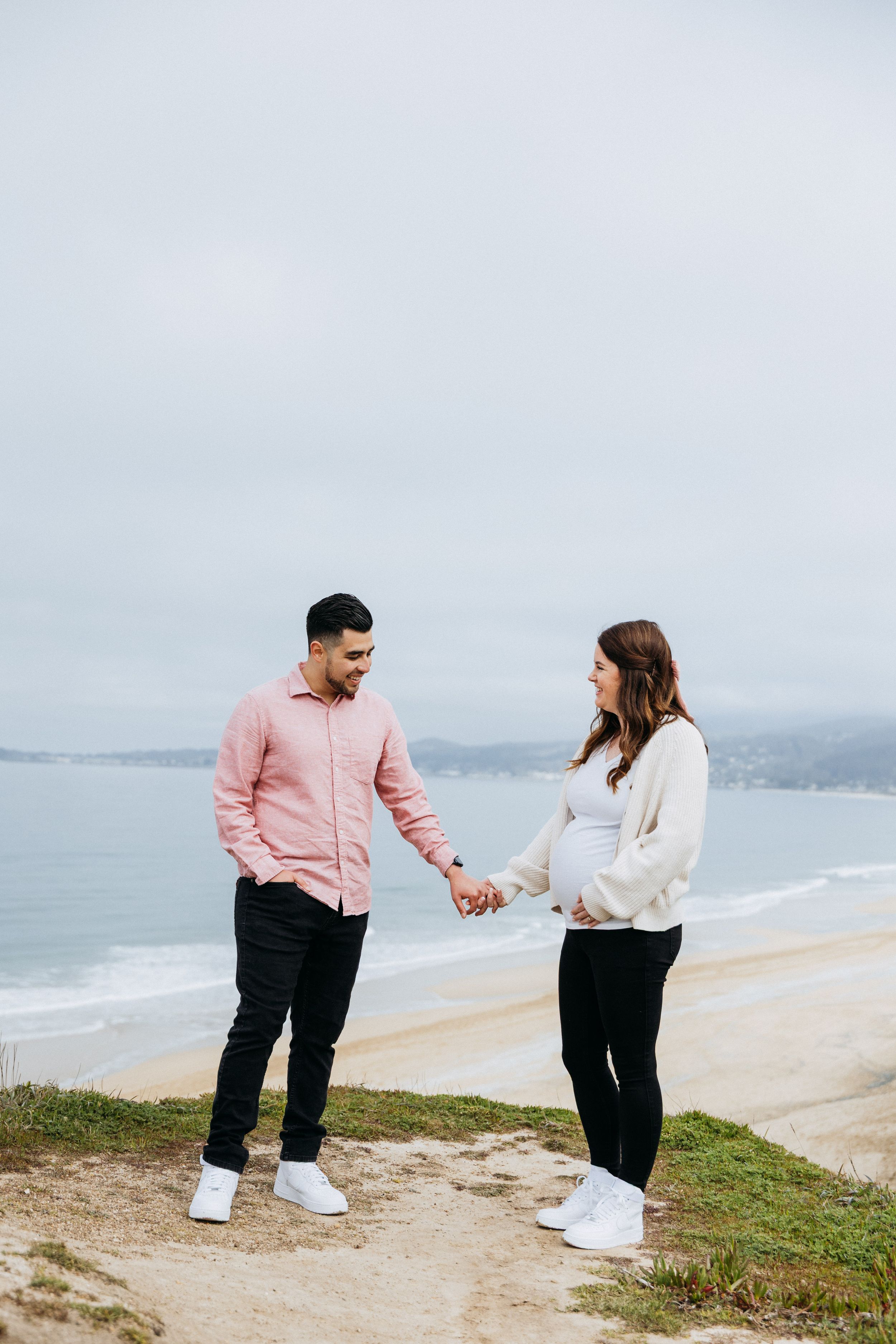 Cliffside maternity pictures