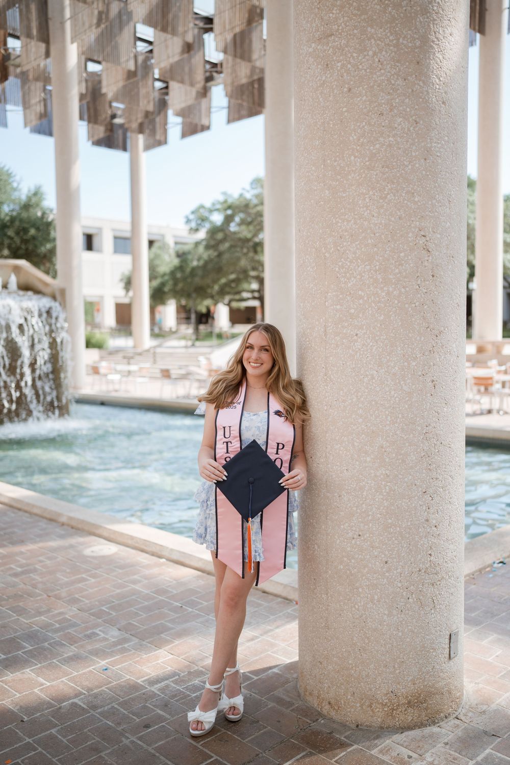 utsa graduation photographers in san antonio