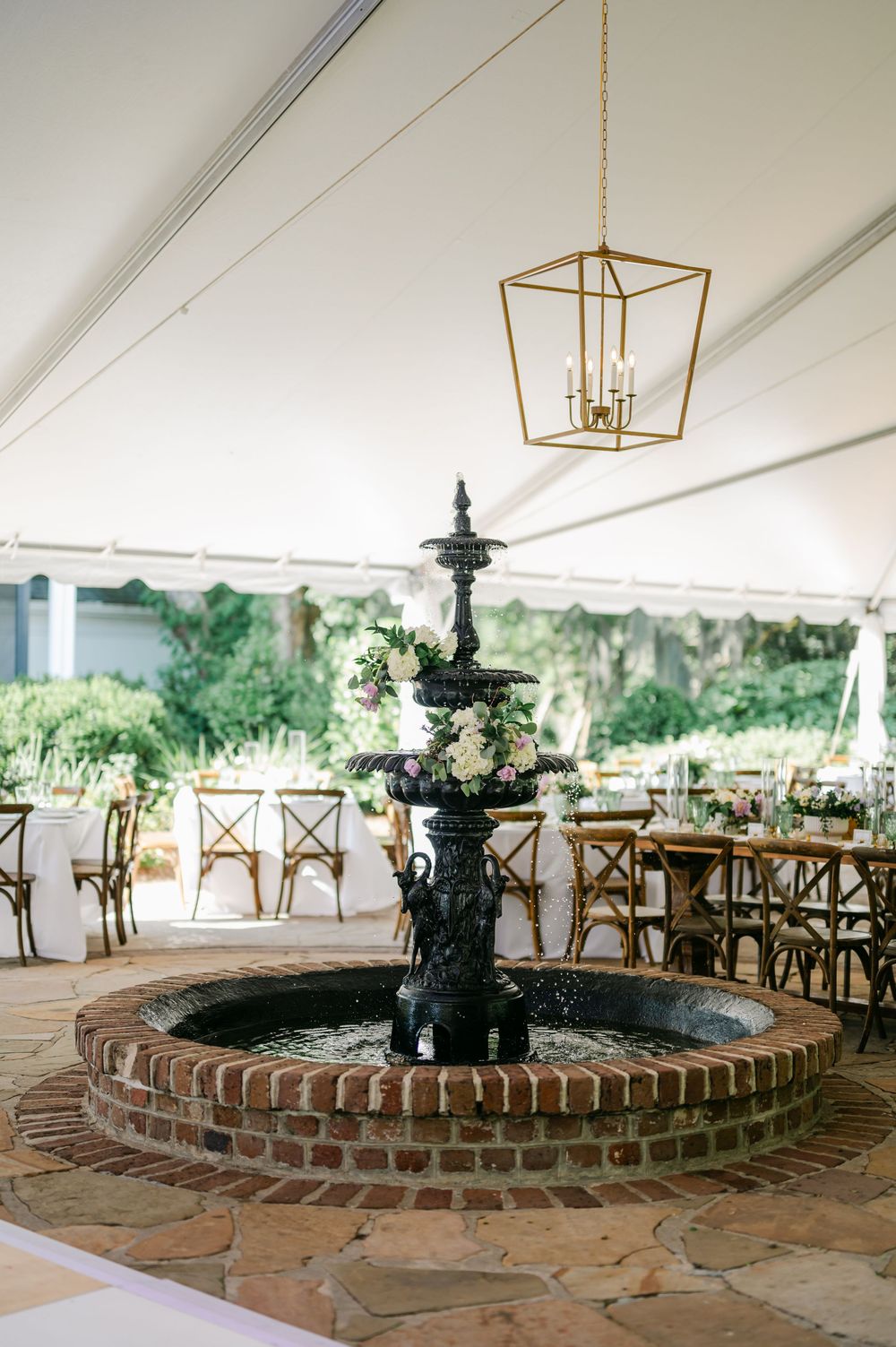 Legare Waring House wedding photos from a top Charleston wedding photographer. See more timeless and candid wedding photos Legare Waring