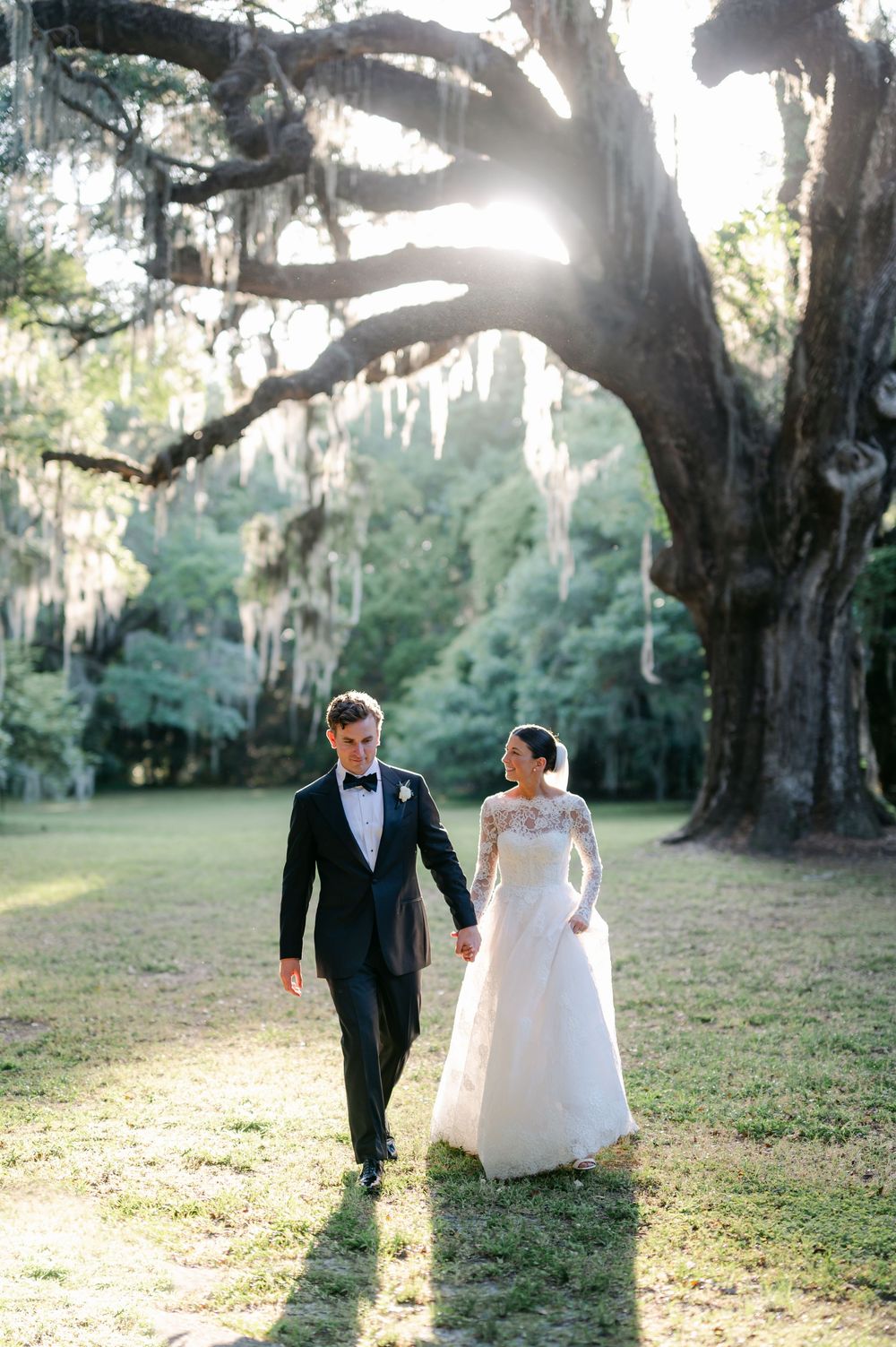 Legare Waring House wedding photos from top Charleston wedding photographers. See more timeless and candid wedding photos Legare Waring