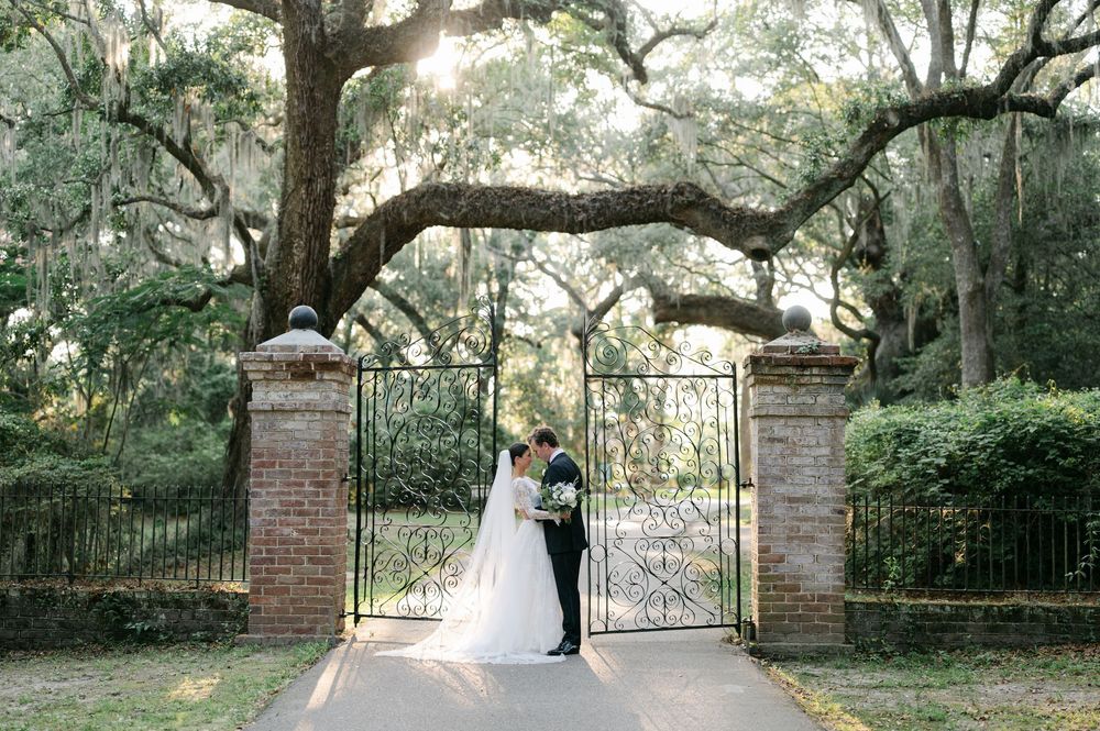 Legare Waring House wedding photos from a top Charleston wedding photographer. See more timeless and candid wedding photos Legare Waring