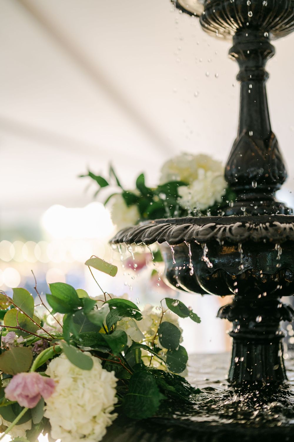 Legare Waring House wedding photos from a top Charleston wedding photographer. See more timeless and candid wedding photos Legare Waring