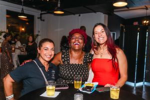 street style photography content creator in Tampa, FL. documentary style photographer in Tampa, Clearwater, St Pete, FL. Networking in Tampa