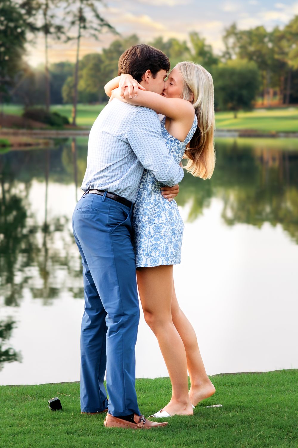 Surprise proposal moment at Athens Country Club, captured by Athens GA photographer Ansley Howe