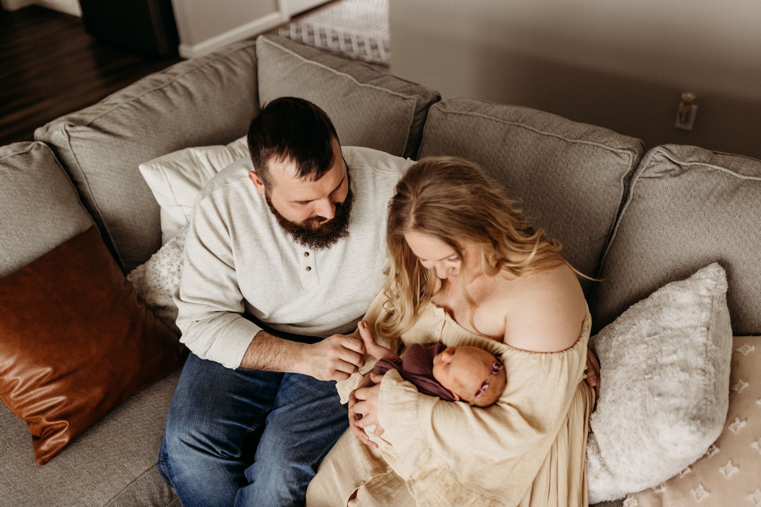 Lifestyle Indiana Newborn and Family Storytelling Photographer