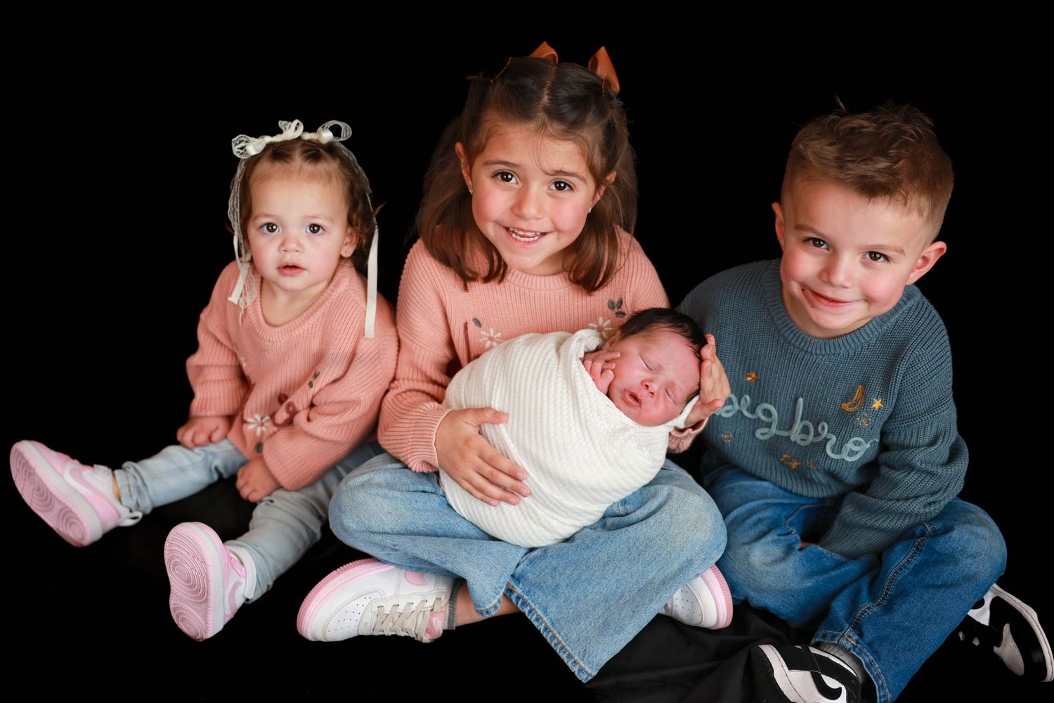 #CarlsbadNM #CarlsbadnmPhotography #RoswellNM #ArtesiaNM #HobbsNM #NewbornPhotography #BabyPictures #babyandfamilypictures #maternitypicture