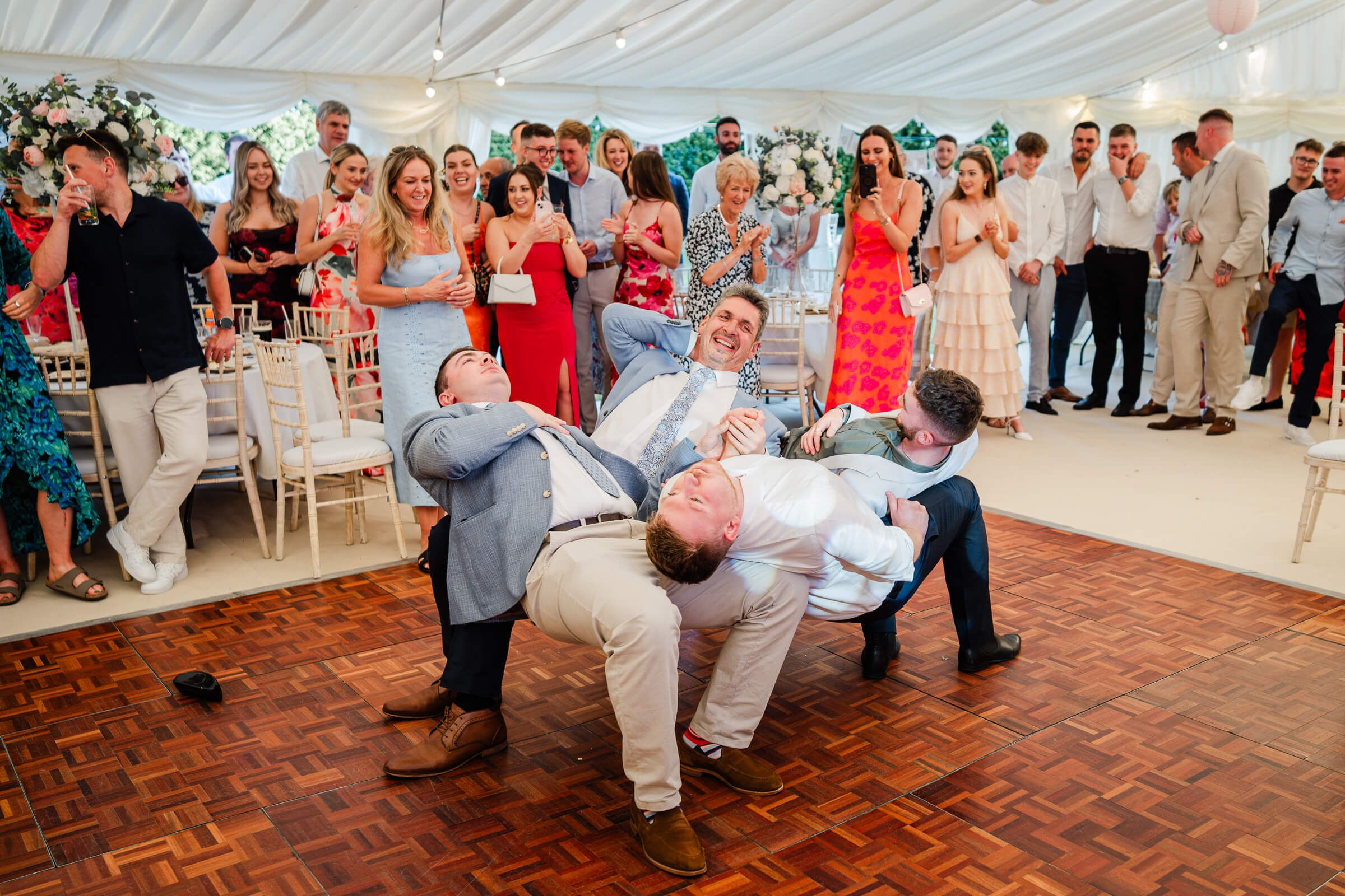 dancefloor wedding photography