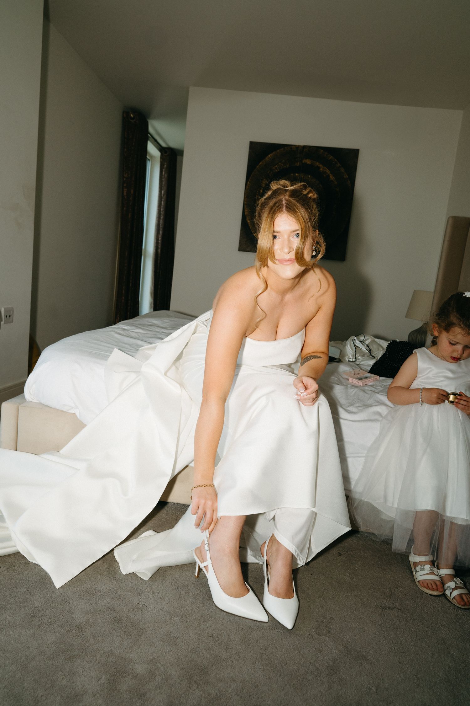 Relaxed wedding elopement in London city, taken by editorial, documentary wedding photographer based in the UK