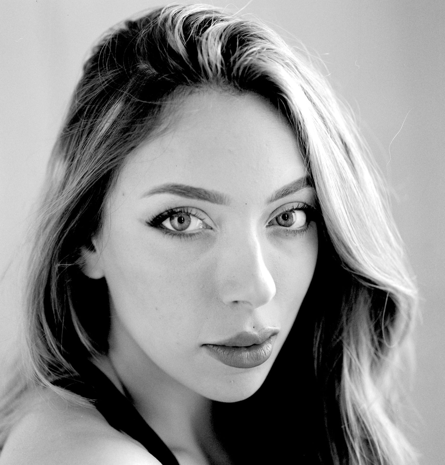UK model Mia Moore photoshoot during the Vampirique Photography Project made possible by Kodak Professional Europe
