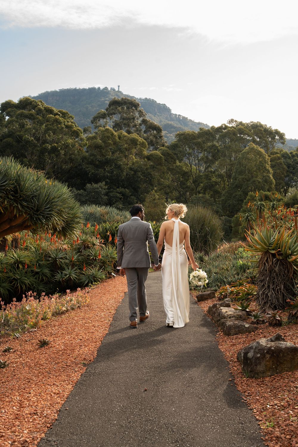best Wollongong wedding photographer