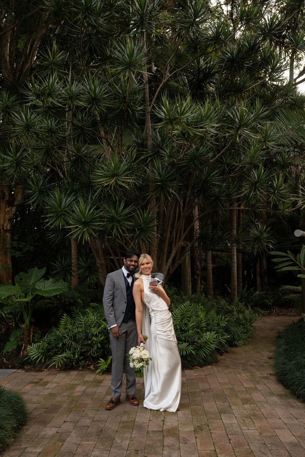 best Wollongong wedding photographer
