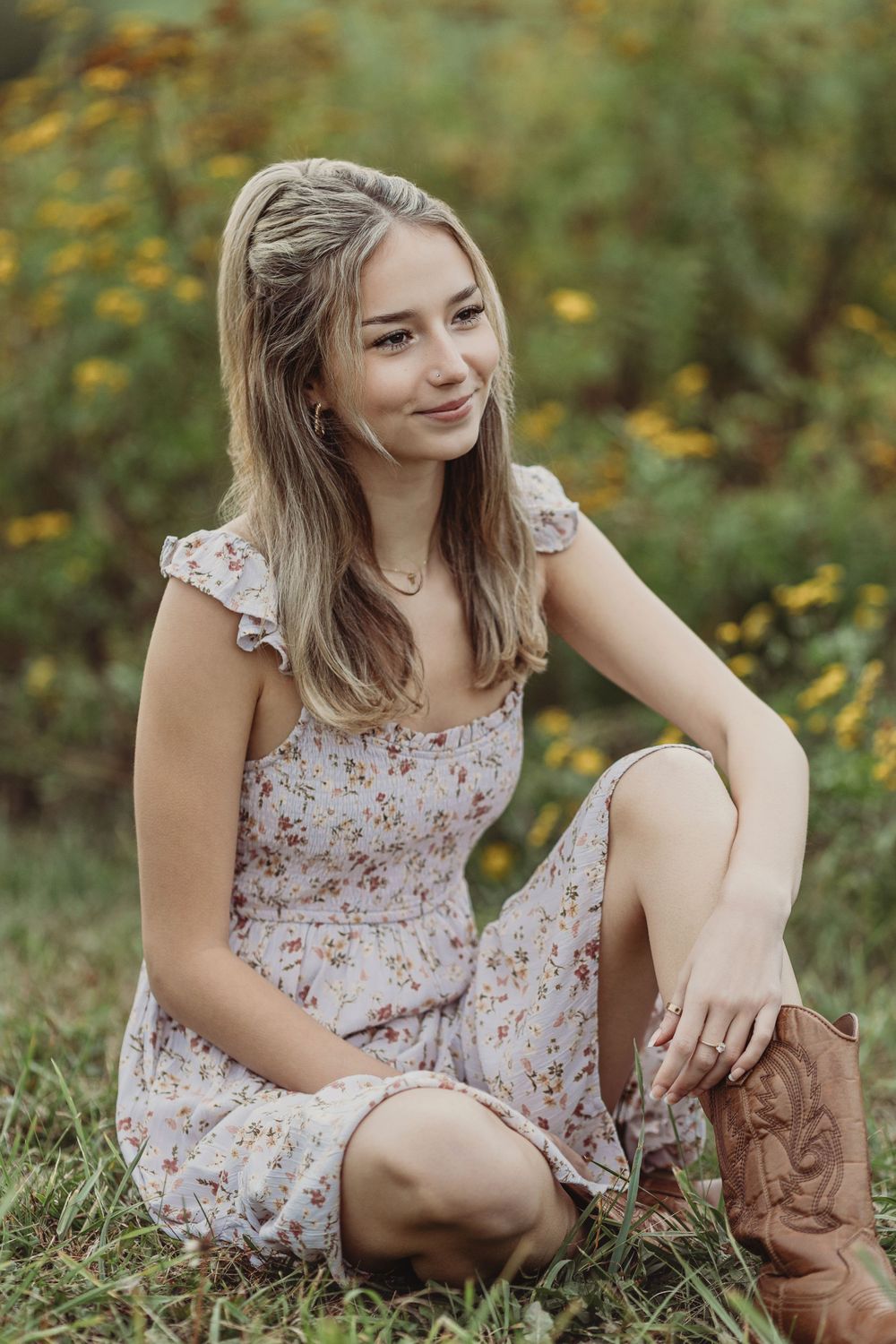 Professional senior graduate photo outdoors
