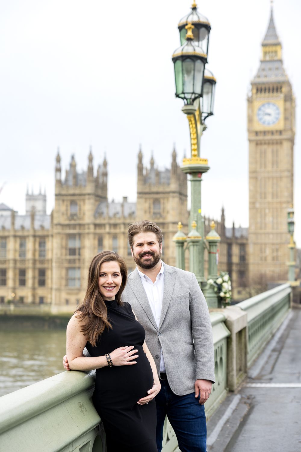 pregnancy photos in front of big ben
