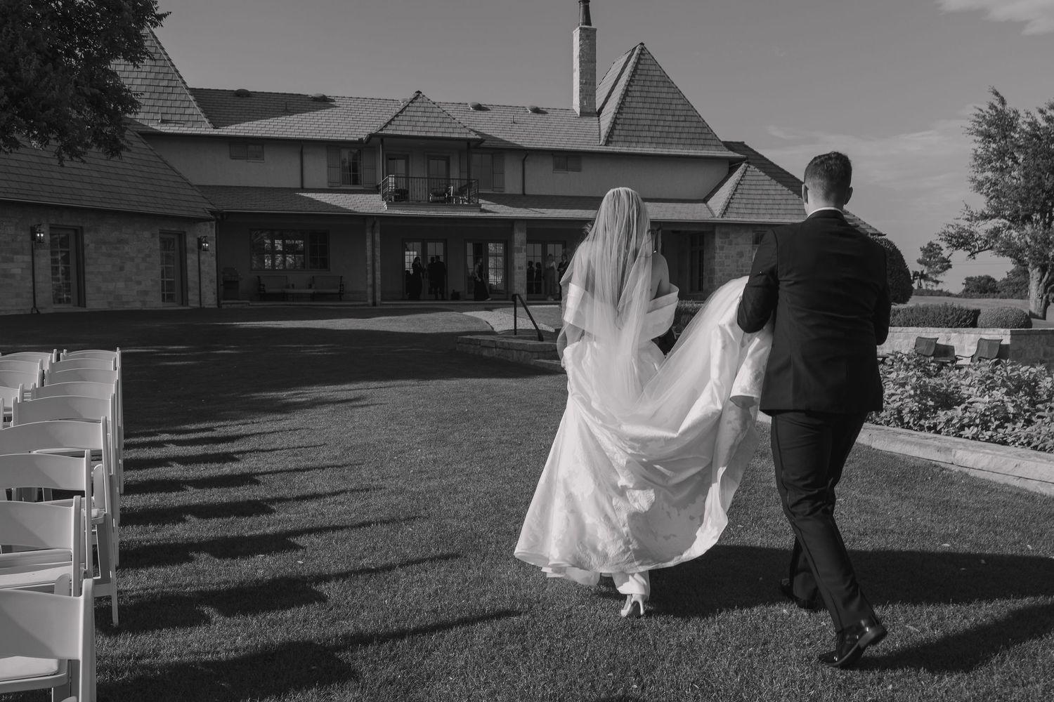 Documentary-style wedding portraits at The Bower’s garden estate in Edmond, Oklahoma