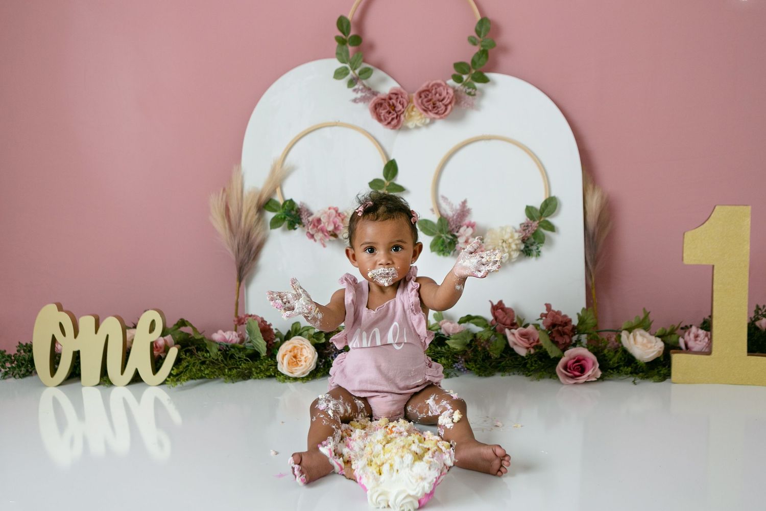 Orlando Cake Smash Photography, 21 Moments Photography, Sanford Cake Smash Photography, Orlando Birthday Photography, First Birthday Photos