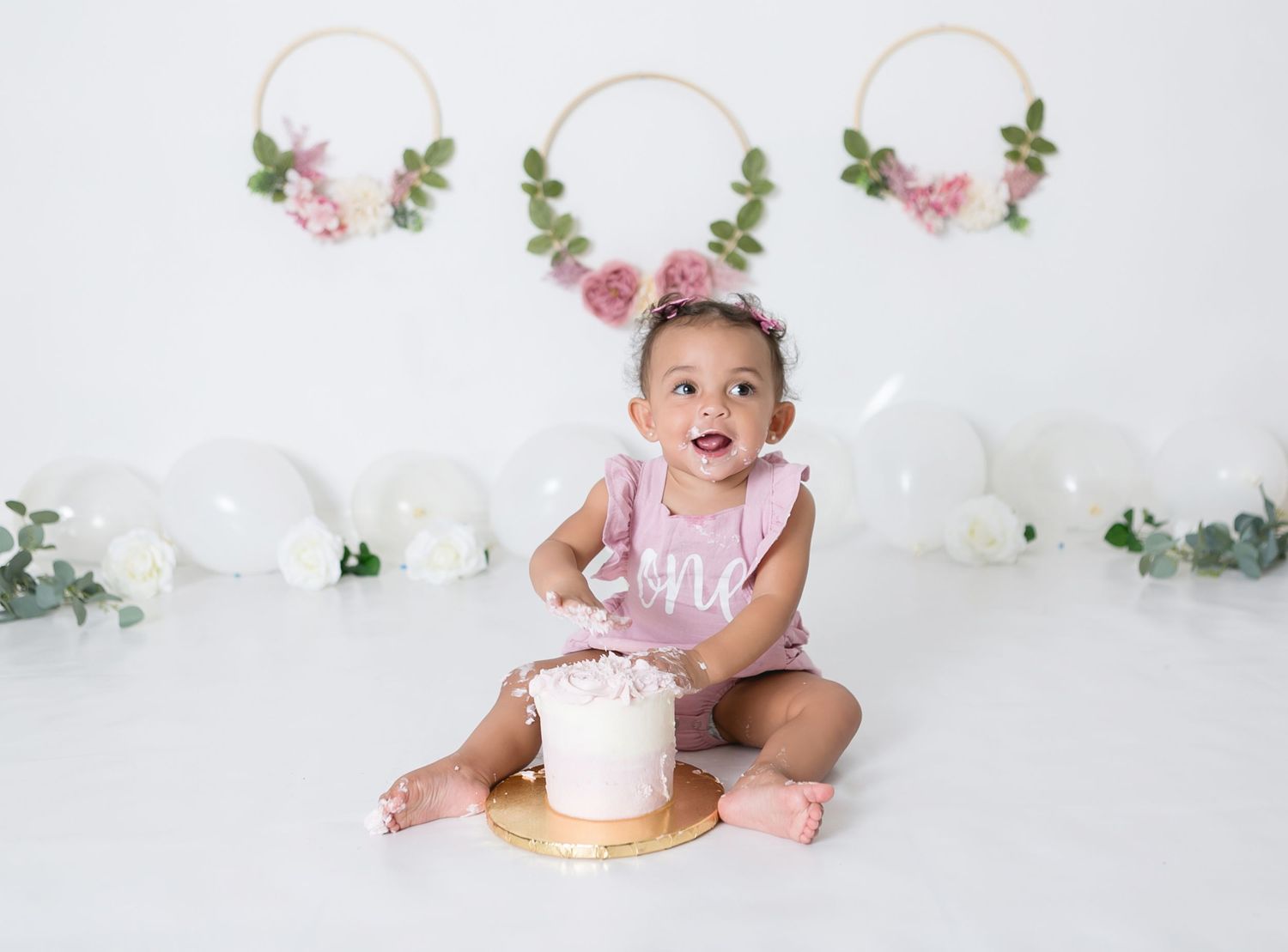 Orlando Cake Smash Photography, 21 Moments Photography, Sanford Cake Smash Photography, Orlando Birthday Photography, First Birthday Photos