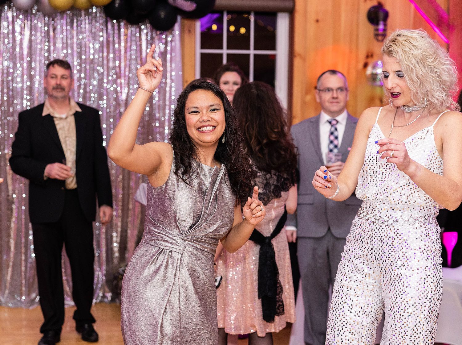 40th birthday, birthday party, celebration, event photos, birthday photos, best party, party decor, disco, disco theme, disco photos, bling