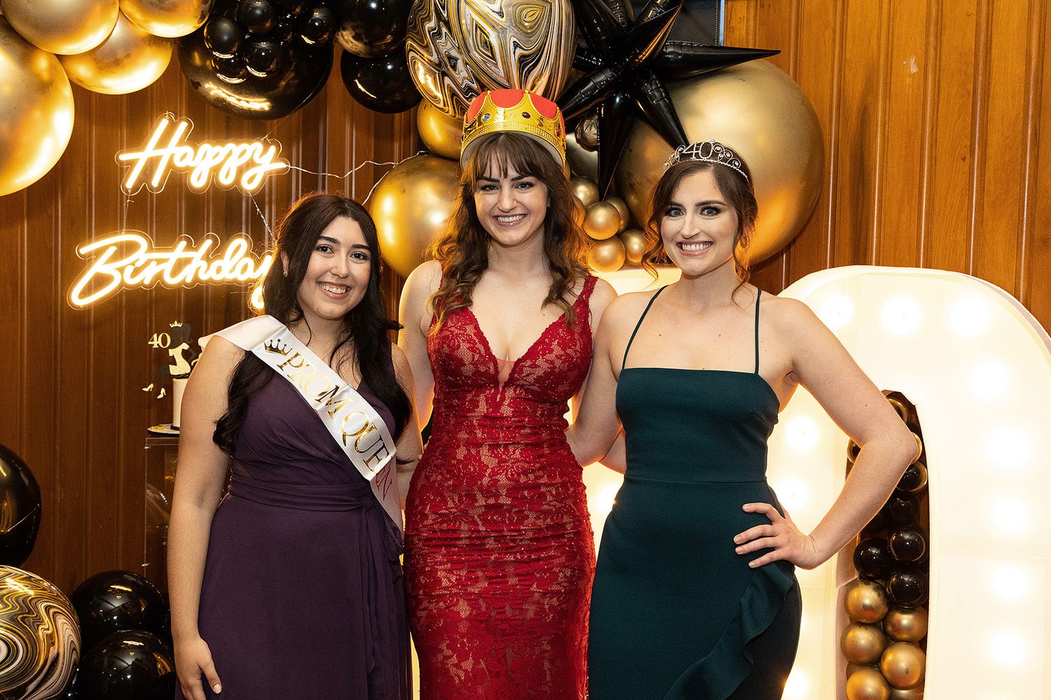 40th birthday party, party decor, black and gold, balloons, fun party, event photographer, event photography, dancing, fun, evening gowns