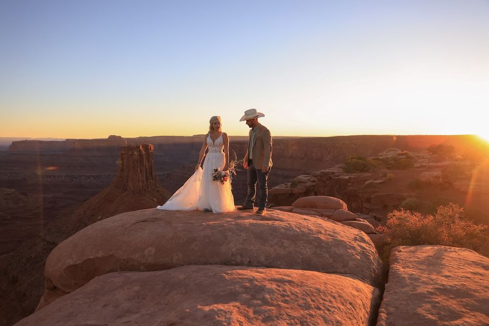 magical sunset elopement in moab