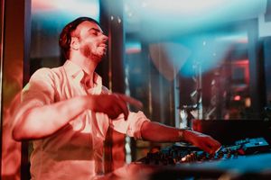 Dj at The Astoria on a wedding day