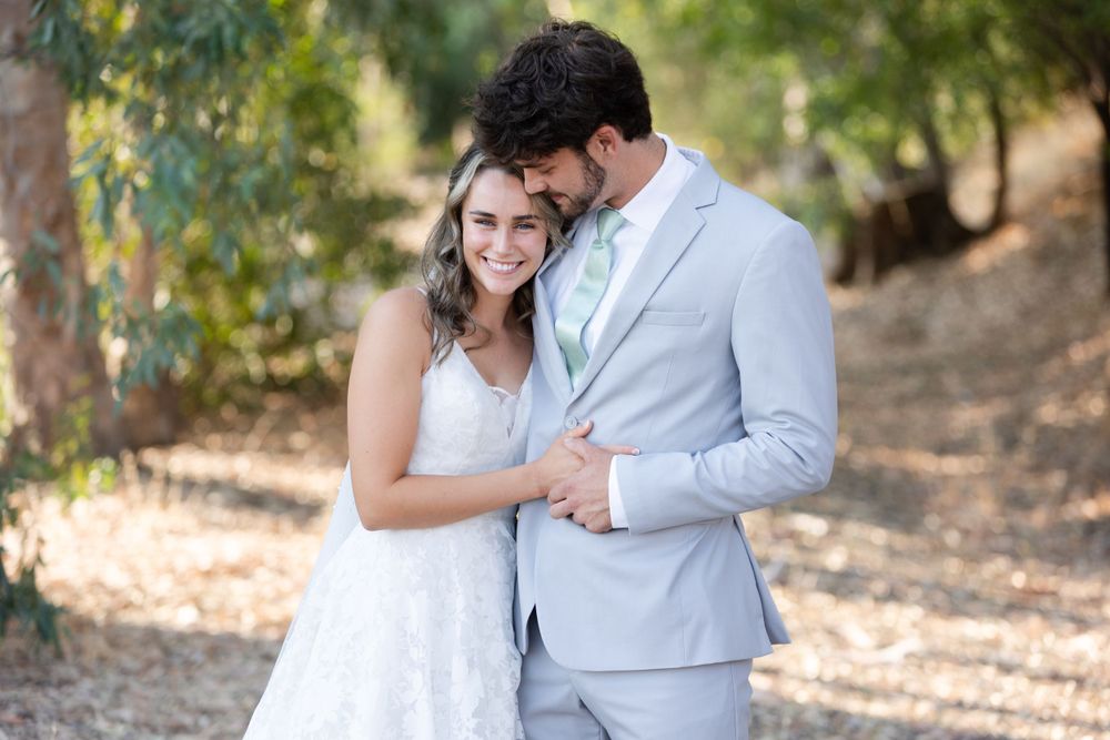 bride and groom portraits with greenery in background at Orland, California, Northern California wedding photographer