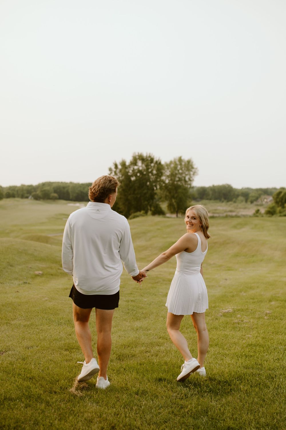Minnesota Wedding Photographer, Romantic and Authentic Minnesota Photography, Minnesota Couple Photos | Rachel Marie Photography