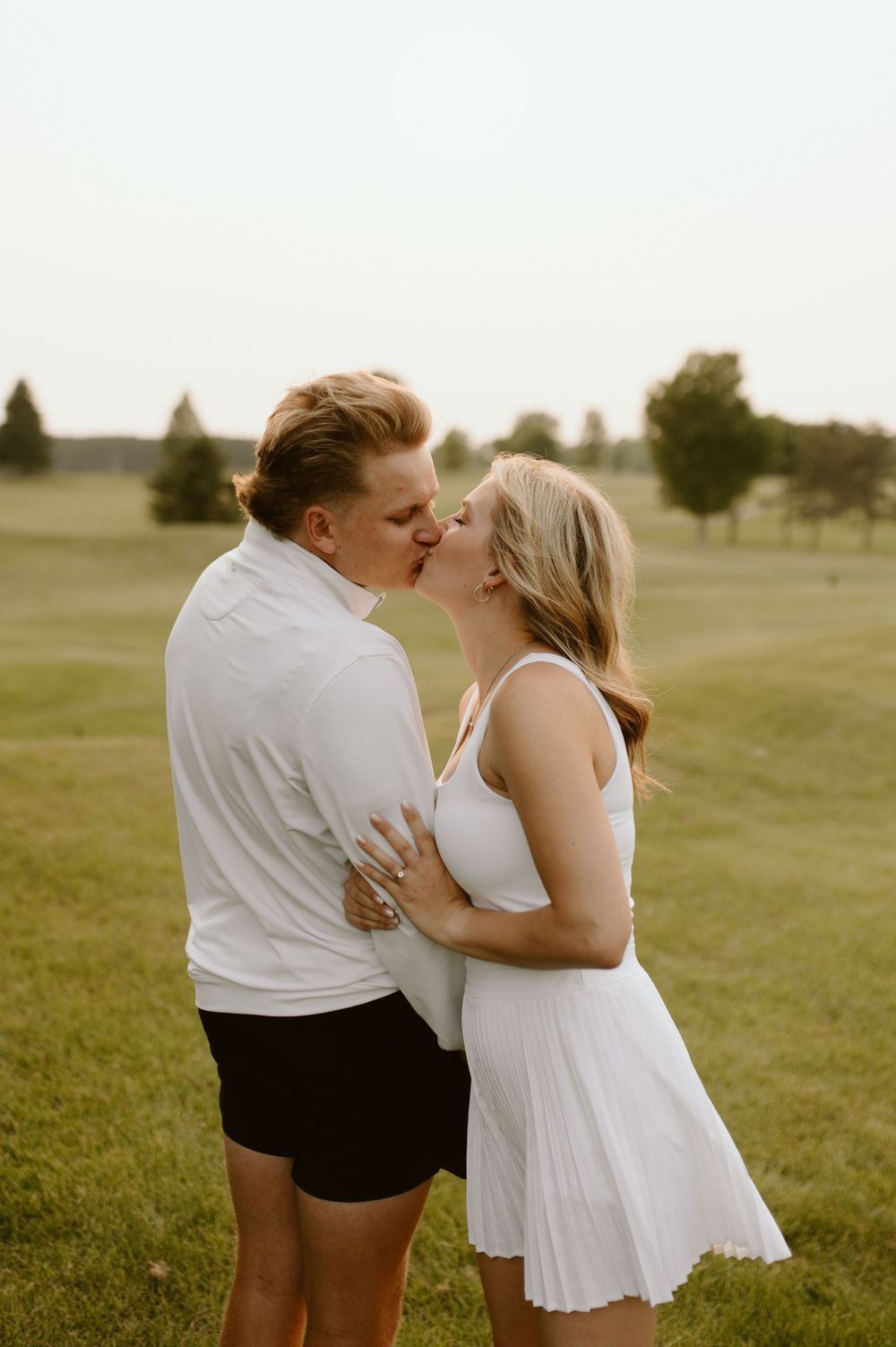 Minnesota Wedding Photographer, Romantic and Authentic Minnesota Photography, Minnesota Couple Photos | Rachel Marie Photography