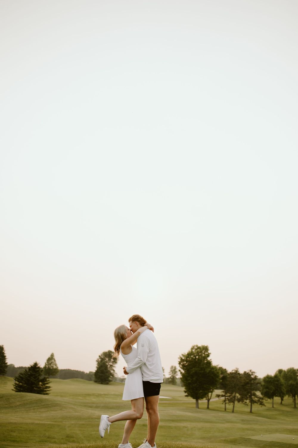 Minnesota Wedding Photographer, Romantic and Authentic Minnesota Photography, Minnesota Couple Photos | Rachel Marie Photography