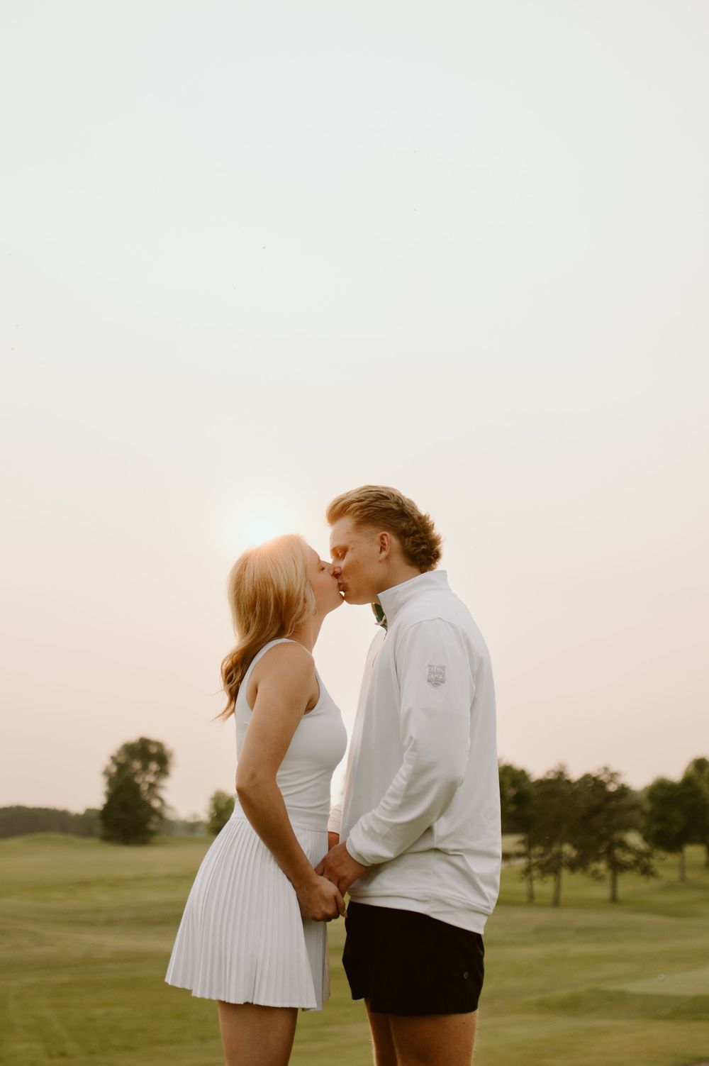 Minnesota Wedding Photographer, Romantic and Authentic Minnesota Photography, Minnesota Couple Photos | Rachel Marie Photography