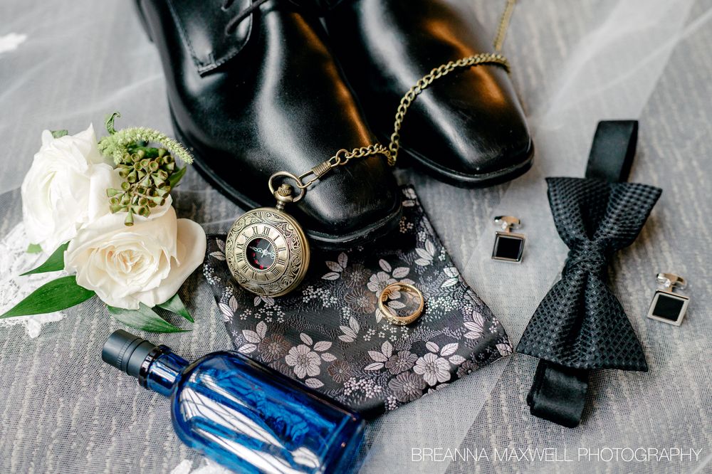 Old Money Inspired shoot - The Tea Room in downtown Des Moines, Iowa.