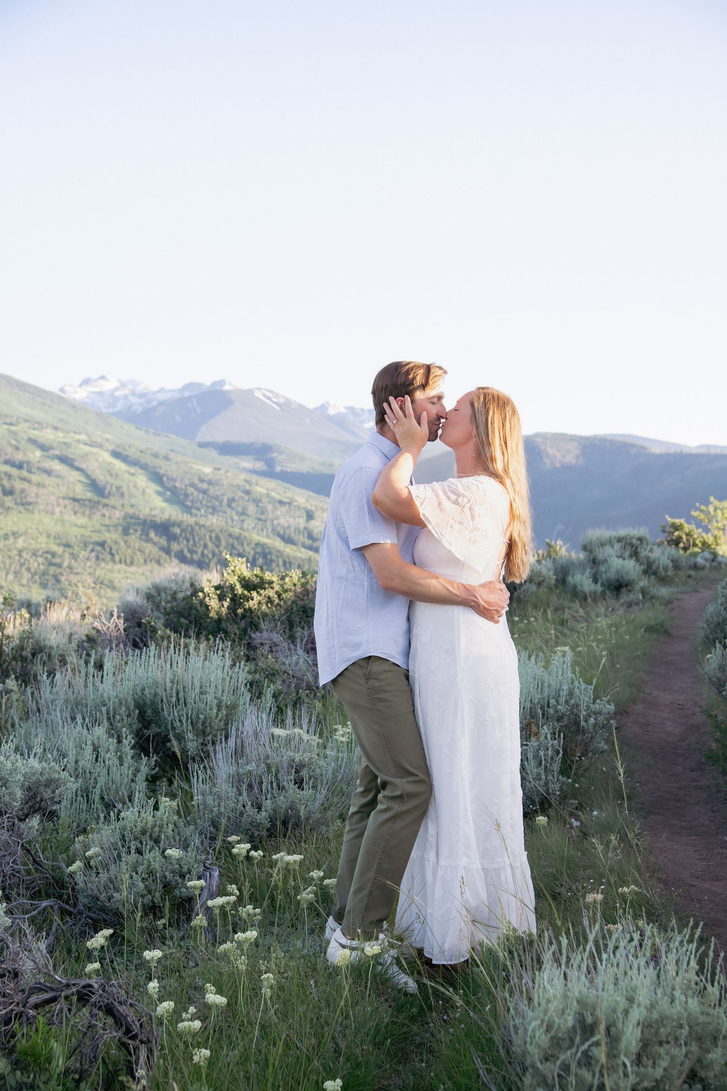 Beautiful Vail Engagement Photos