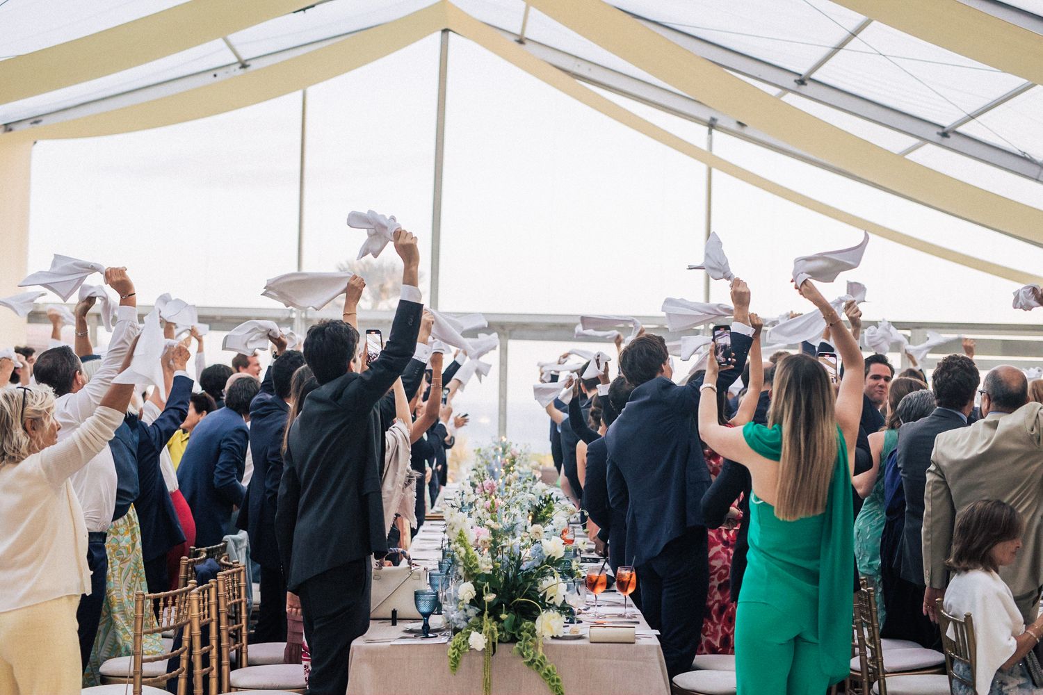 Romantic French destination wedding in Portugal — captured with cinematic flair at Forte da Cruz. By Regina Wedding Photographer Lisbon