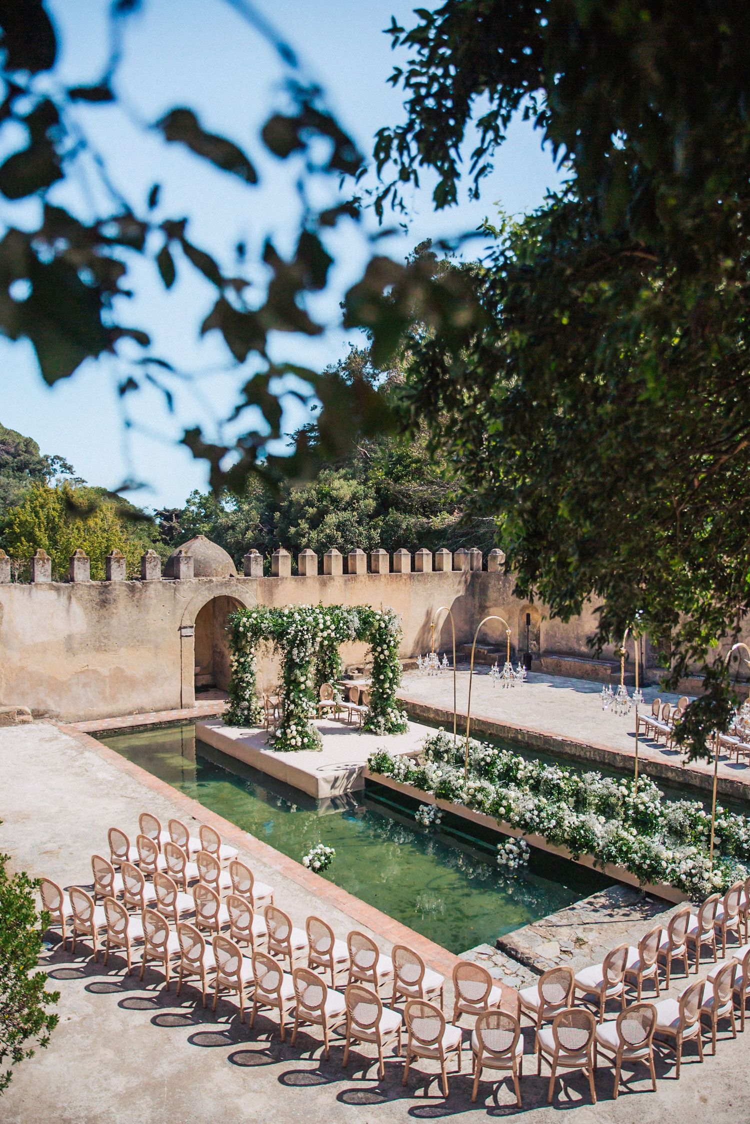 Vibrant Indian wedding at Penha Longa, Portugal – A perfect blend of tradition and luxury. By a Lisbon Destination Wedding photogapher