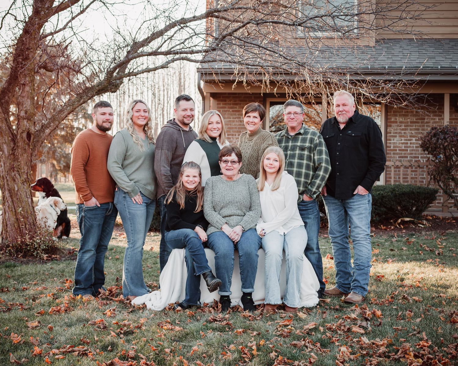 family photographer outdoors natural light Jessica Roth Photography Janesville Wisconsin Professional Photographer children love affection