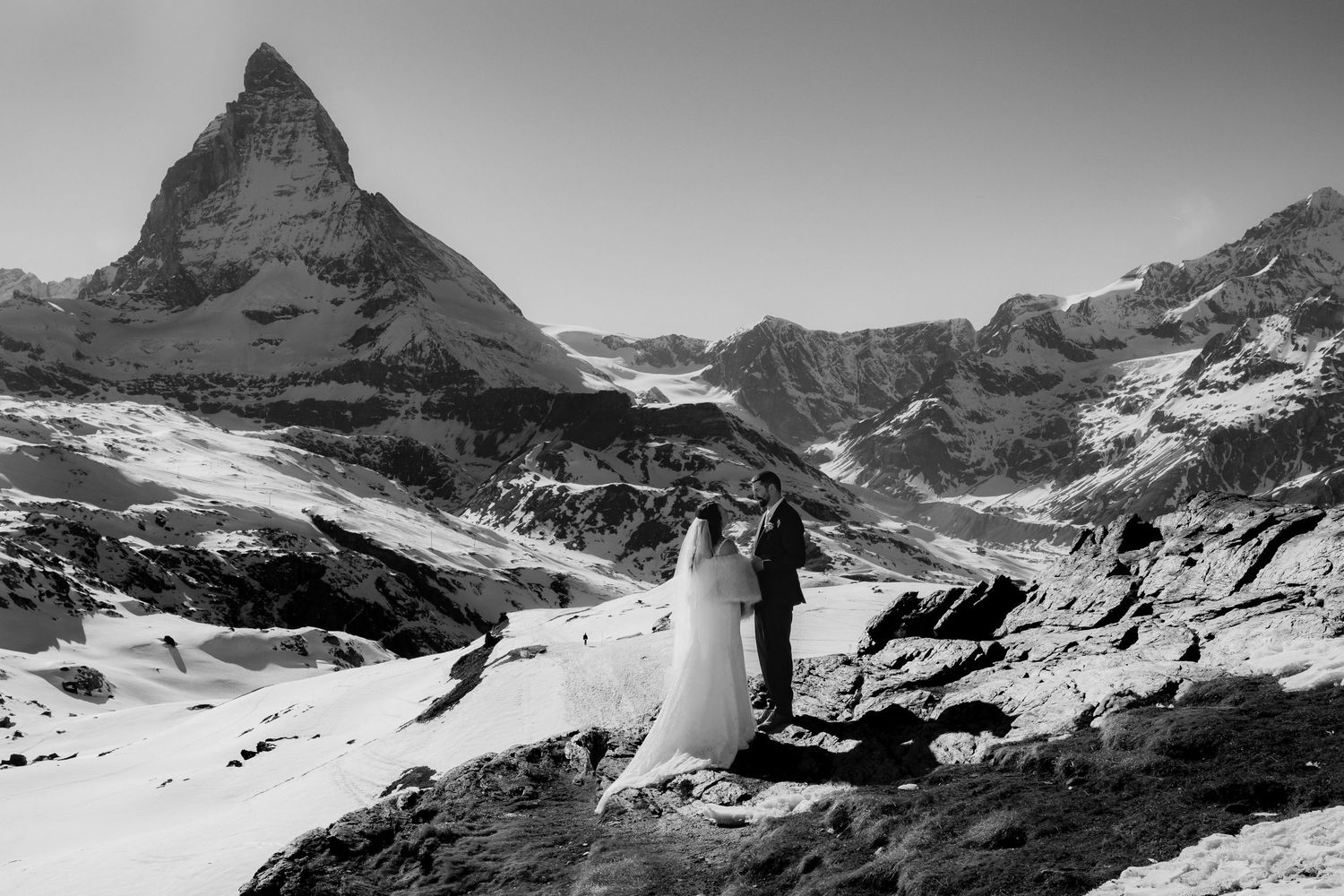 Elopement photographer Switzerland inclusive elopements